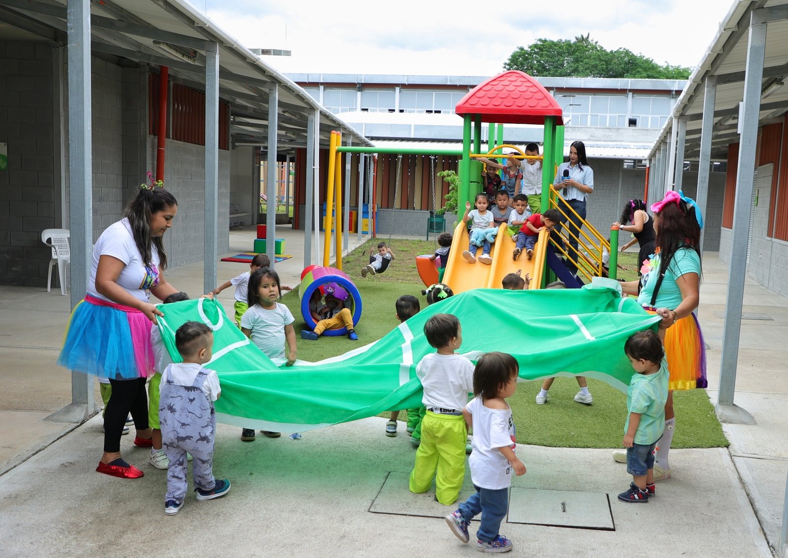 Alcaldía de Neiva inaugura espacio educativo para 200 niños en la comuna Seis