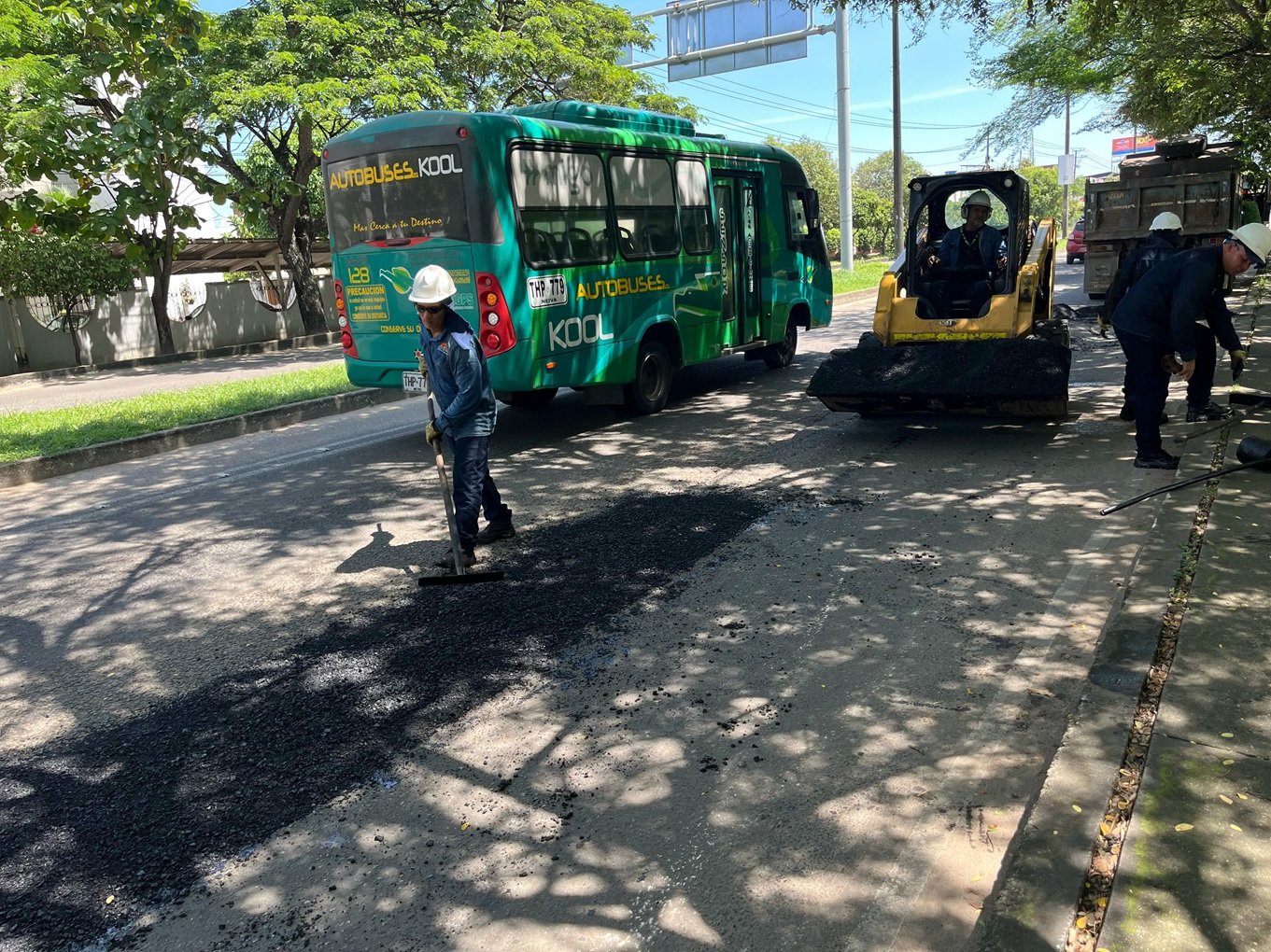 Alcaldía de Neiva lidera recuperación vial en la Avenida 26