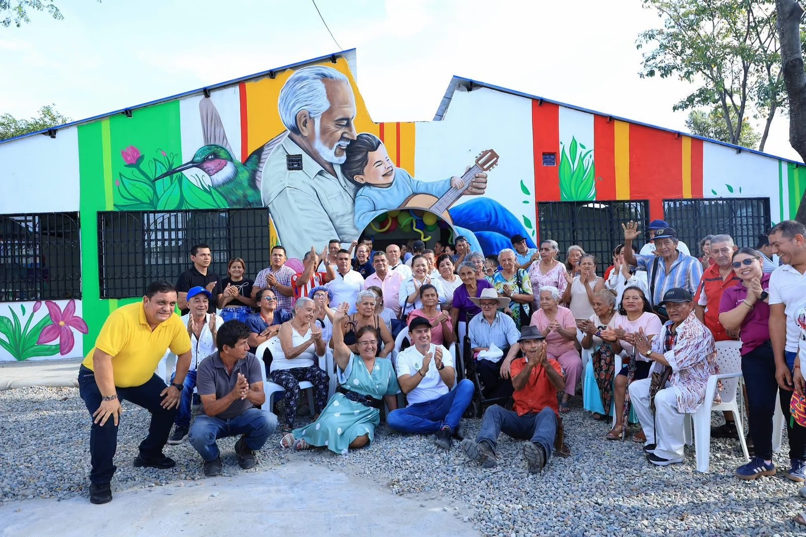 Alcalde Germán Casagua le devuelve la dignidad a adultos mayores en la comuna 9, con nuevo centro vida